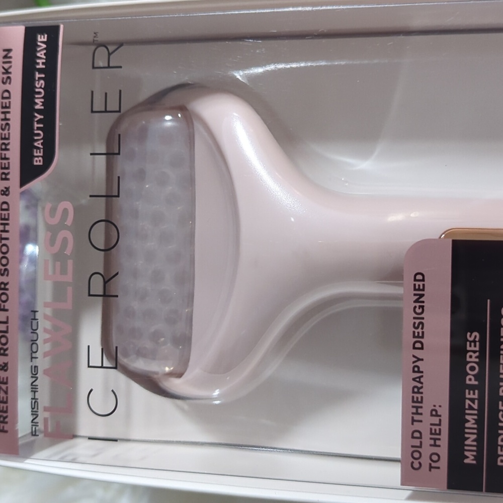FLAWLESS Pink Ice Roller for Women - Picture 2 of 4